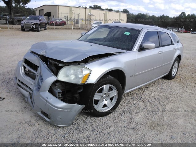 2D4FV47V16H460537 - 2006 DODGE MAGNUM SXT SILVER photo 2