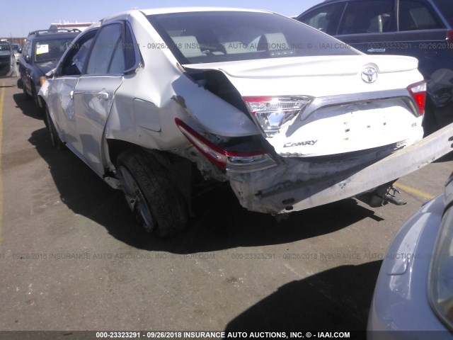 4T1BF1FK9FU048485 - 2015 TOYOTA CAMRY LE/XLE/SE/XSE 白色 照片 6