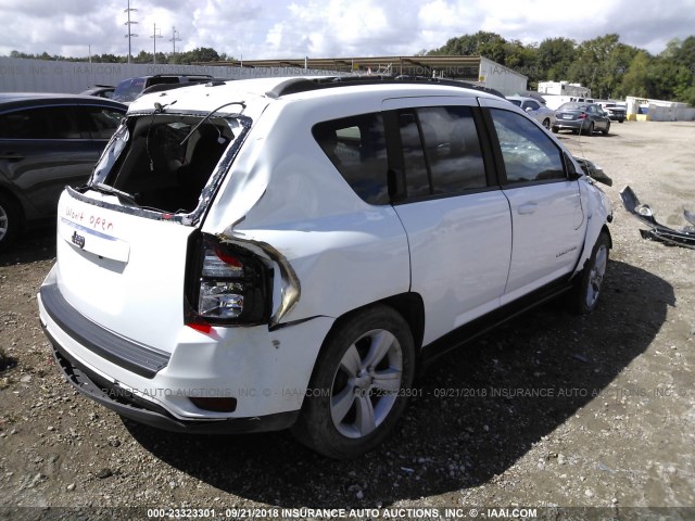 1C4NJCBA5GD568192 - 2016 JEEP COMPASS SPORT WHITE photo 4