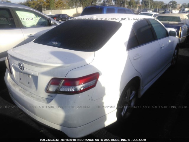 4T1BF3EK4BU707175 - 2011 TOYOTA CAMRY SE/LE/XLE 白色 照片 4