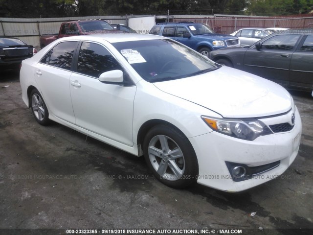 4T1BF1FK3EU859326 - 2014 TOYOTA CAMRY L/SE/LE/XLE Ağ foto 1