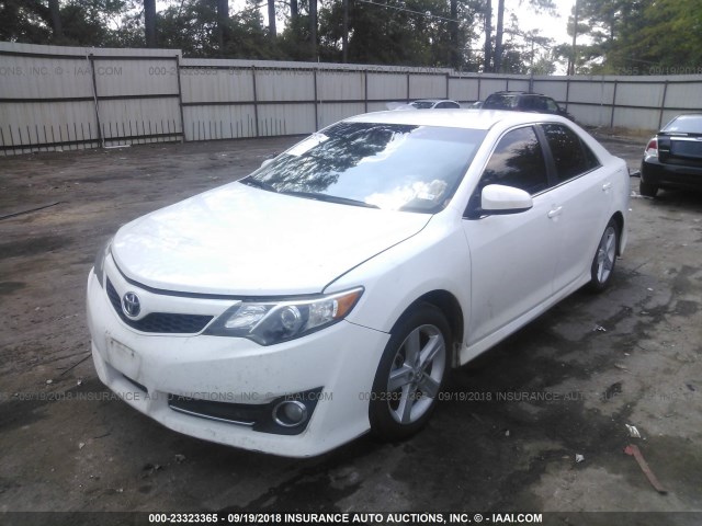 4T1BF1FK3EU859326 - 2014 TOYOTA CAMRY L/SE/LE/XLE Ağ foto 2