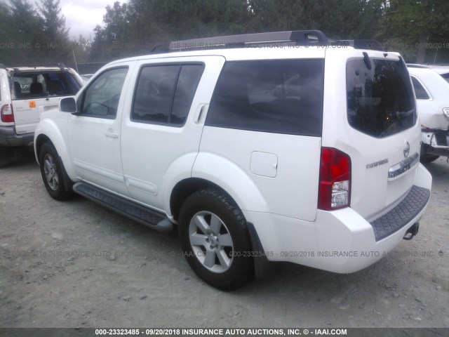 5N1AR18B18C641539 - 2008 NISSAN PATHFINDER S/LE/SE WHITE photo 3