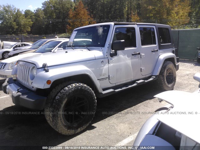 1J4GA59188L649733 - 2008 JEEP WRANGLER UNLIMITE SAHARA SILVER photo 2