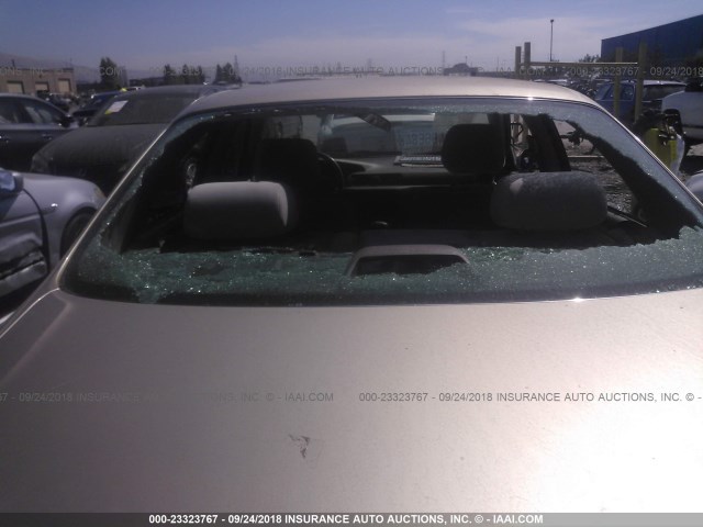 JT2BG22K6W0224289 - 1998 TOYOTA CAMRY CE/LE/XLE 棕色 照片 6