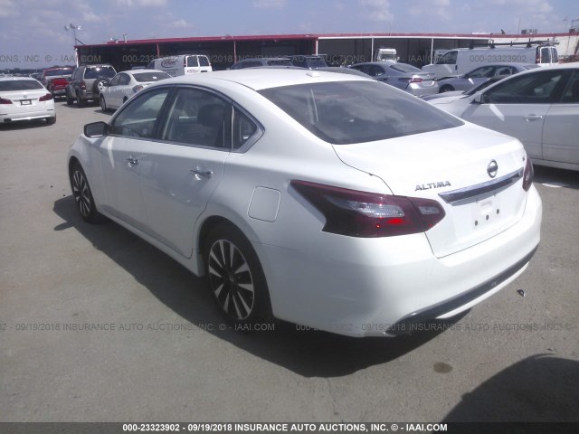 1N4AL3AP2JC144440 - 2018 NISSAN ALTIMA 2.5/S/SV/SL/SR WHITE photo 3