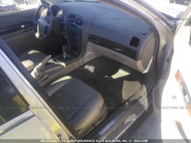 1LNHM87A22Y686563 - 2002 LINCOLN LS ოქროსფერი ფოტო 5