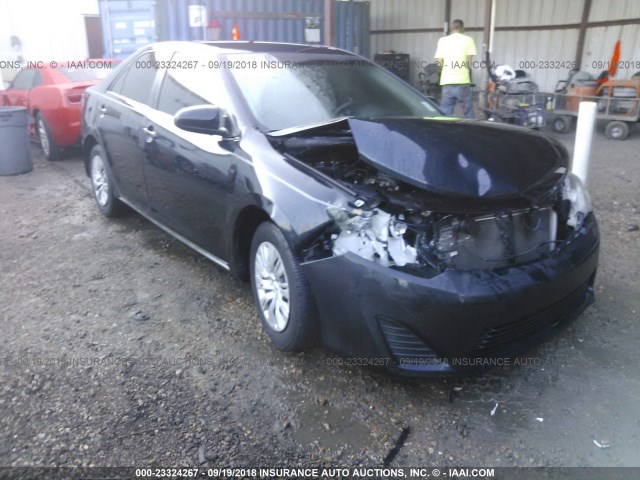 4T1BF1FK8EU310303 - 2014 TOYOTA CAMRY L/SE/LE/XLE Qara foto 1