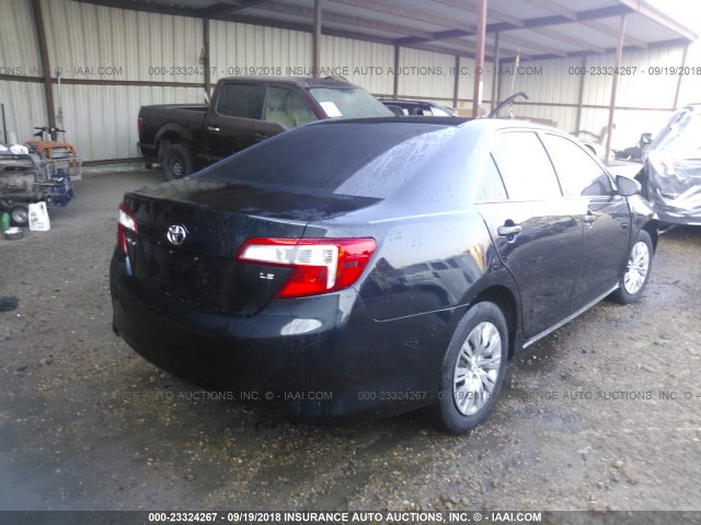 4T1BF1FK8EU310303 - 2014 TOYOTA CAMRY L/SE/LE/XLE Qara foto 4