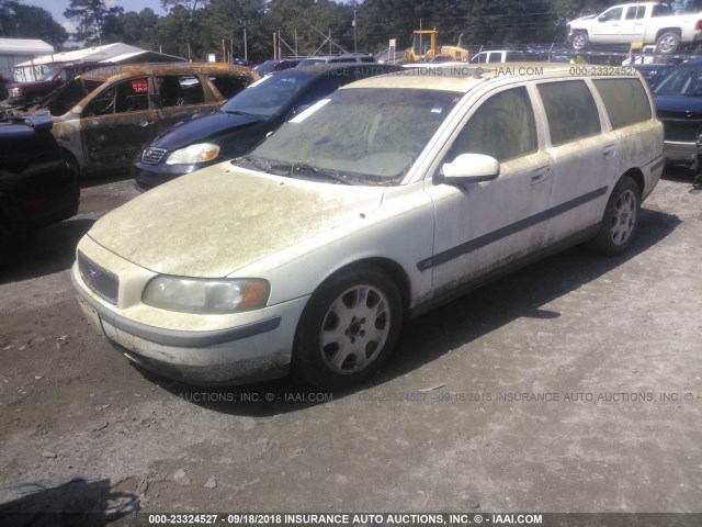 YV1SW53D411025184 - 2001 VOLVO V70 T5 TURBO WHITE photo 2