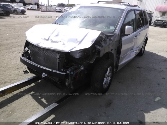 2C4RDGCG3CR310232 - 2012 DODGE GRAND CARAVAN SXT SILVER photo 2