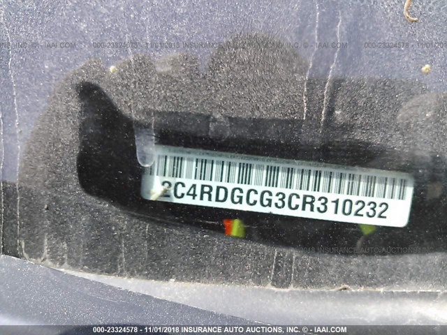 2C4RDGCG3CR310232 - 2012 DODGE GRAND CARAVAN SXT SILVER photo 9