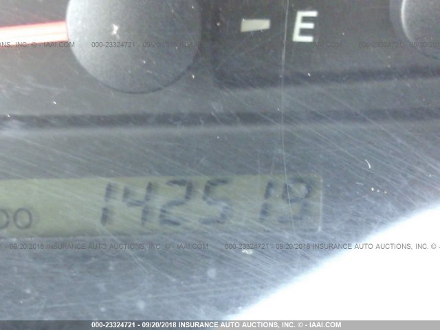 4T1BE32KX2U591603 - 2002 TOYOTA CAMRY LE/XLE/SE SILVER photo 7