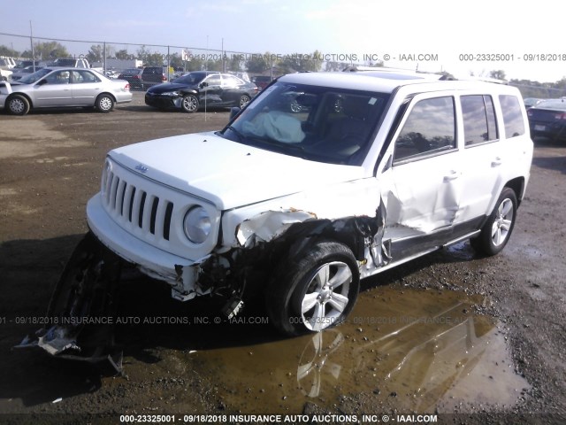 1C4NJRCB0ED528299 - 2014 JEEP PATRIOT LIMITED WHITE photo 2