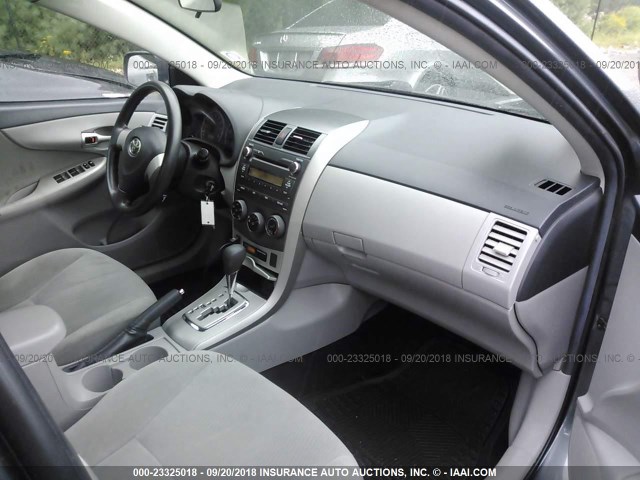 2T1BU4EEXBC720617 - 2011 TOYOTA COROLLA S/LE GRAY photo 5