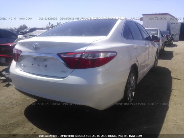 4T1BF1FKXGU137130 - 2016 TOYOTA CAMRY LE/XLE/SE/XSE 白色 照片 4