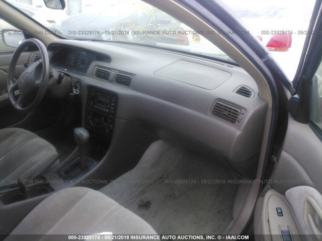 4T1BG22K3XU527494 - 1999 TOYOTA CAMRY CE/LE/XLE 勃艮第红 照片 5