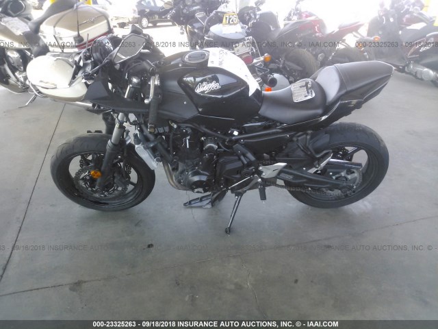 JKAEXEJ1XHDA02197 - 2017 KAWASAKI EX650 J შავი ფოტო 9