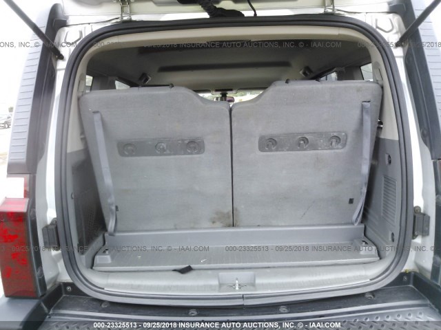 1J8HG48K17C685025 - 2007 JEEP COMMANDER SILVER photo 8