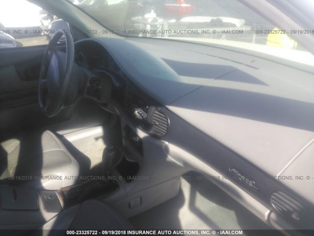 2G4WB52K6W1538145 - 1998 BUICK REGAL LS WHITE photo 5