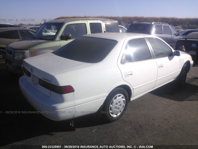 4T1BG22K3XU438539 - 1999 TOYOTA CAMRY CE/LE/XLE 白色 照片 4