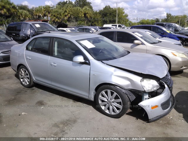 3VWRA7AJ4AM061254 - 2010 VOLKSWAGEN JETTA WOLFSBURG SILVER photo 1