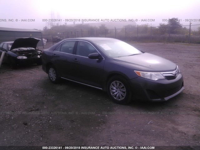 4T1BF1FK6CU003192 - 2012 TOYOTA CAMRY SE/LE/XLE 灰色 照片 1