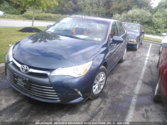 4T1BF1FK7GU602298 - 2016 TOYOTA CAMRY LE/XLE/SE/XSE 蓝色 照片 2