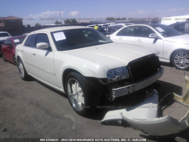 2C3KA53G47H628777 - 2007 CHRYSLER 300 TOURING WHITE photo 1