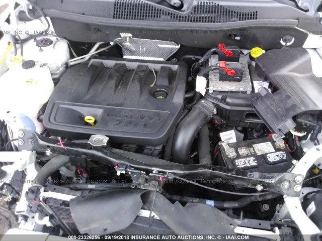 1C4NJDEB8GD781633 - 2016 JEEP COMPASS LATITUDE 白色 照片 10