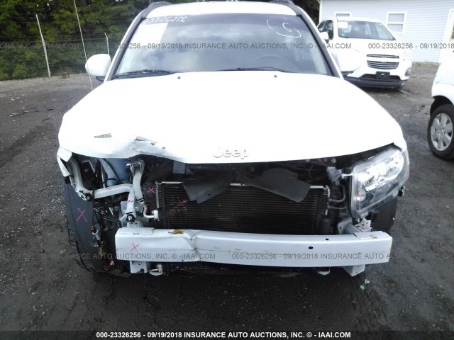 1C4NJDEB8GD781633 - 2016 JEEP COMPASS LATITUDE 白色 照片 6