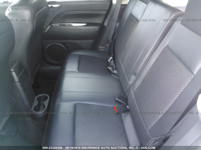 1C4NJDEB8GD781633 - 2016 JEEP COMPASS LATITUDE 白色 照片 8