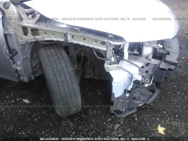 4T1BF1FK6FU495274 - 2015 TOYOTA CAMRY LE/XLE/SE/XSE 银色 照片 6