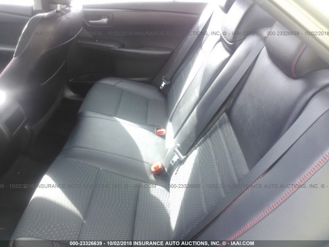 4T1BF1FK6FU495274 - 2015 TOYOTA CAMRY LE/XLE/SE/XSE 银色 照片 8