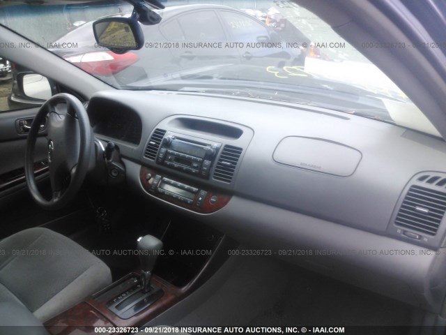 4T1BF30K73U542814 - 2003 TOYOTA CAMRY LE/XLE/SE Mavi foto 5