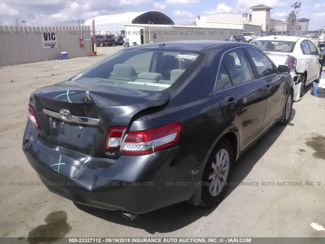 4T4BF3EK3AR068615 - 2010 TOYOTA CAMRY SE/LE/XLE 灰色 照片 4