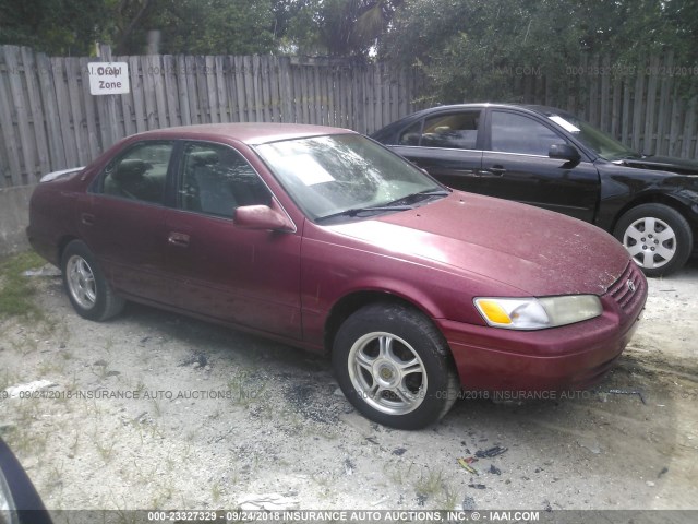 4T1BG22K8VU081663 - 1997 TOYOTA CAMRY CE/LE/XLE 栗色 照片 1