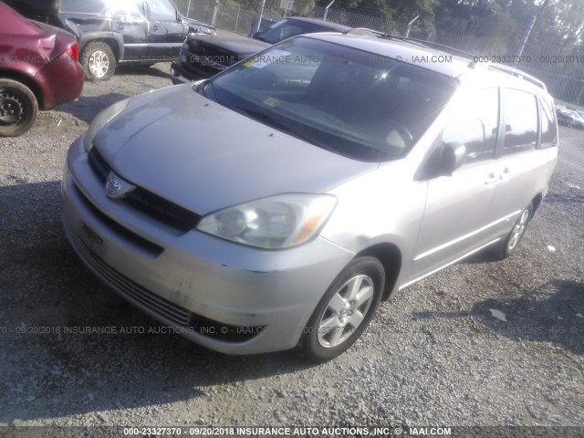 5TDZA23CX4S167975 - 2004 TOYOTA SIENNA CE/LE SILVER photo 2