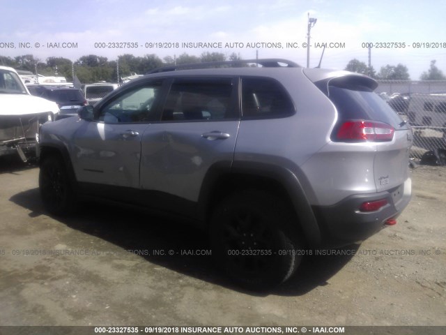 1C4PJMBX2JD569956 - 2018 JEEP CHEROKEE TRAILHAWK 银色 照片 3