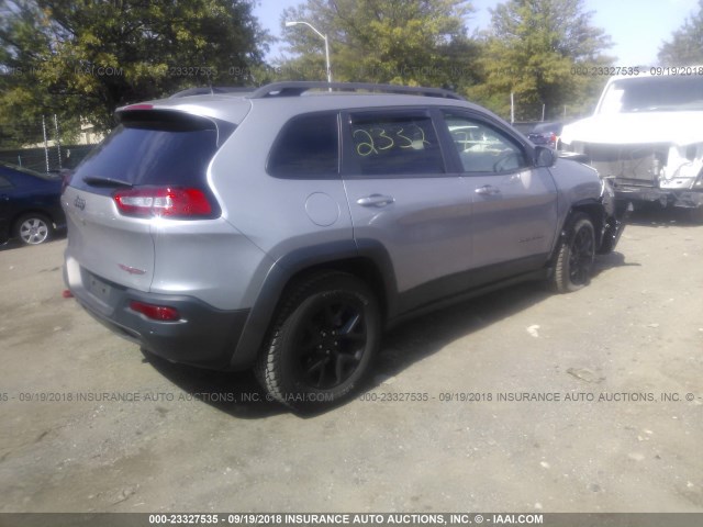 1C4PJMBX2JD569956 - 2018 JEEP CHEROKEE TRAILHAWK SILVER photo 4