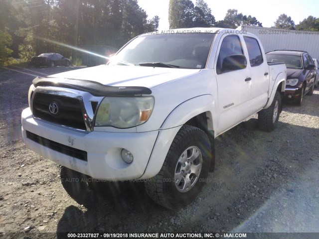 3TMJU62N68M066260 - 2008 TOYOTA TACOMA DOUBLE CAB PRERUNNER WHITE photo 2