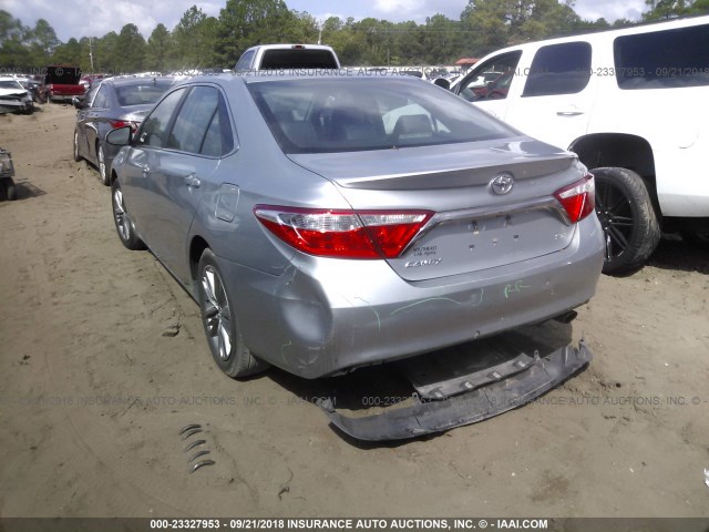 4T1BF1FK5FU881894 - 2015 TOYOTA CAMRY LE/XLE/SE/XSE 银色 照片 6