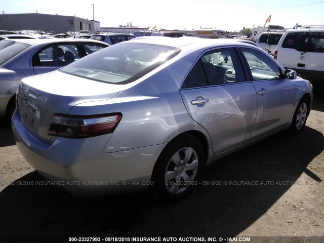 4T1BE46K17U570890 - 2007 TOYOTA CAMRY NEW GENERAT CE/LE/XLE/SE SILVER photo 4