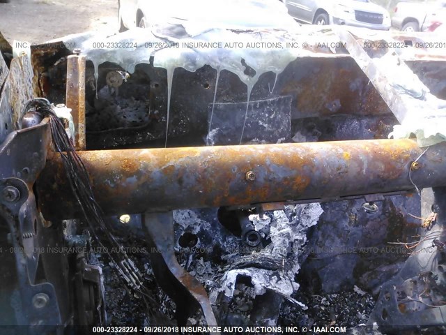 3D7KU28C24G182010 - 2004 DODGE RAM 2500 ST/SLT 灰色 照片 7