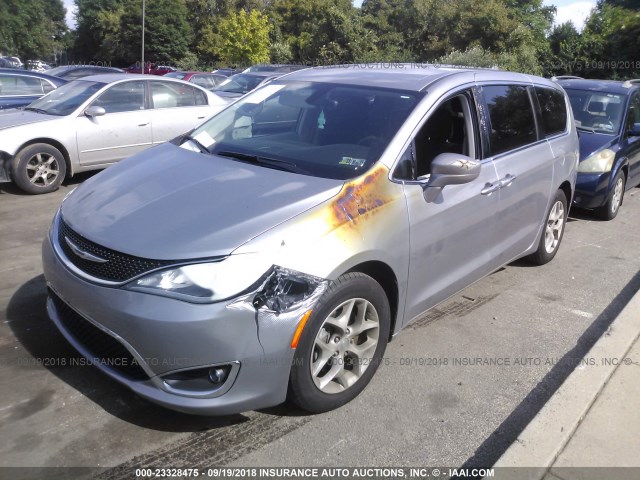 2C4RC1FG0JR107162 - 2018 CHRYSLER PACIFICA TOURING PLUS SILVER photo 6