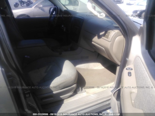 1FMZU62K94UB08091 - 2004 FORD EXPLORER XLS/XLS SPORT GRAY photo 5