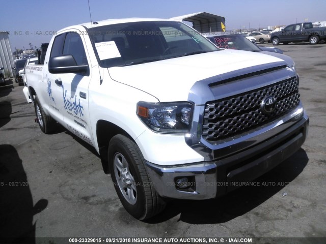 5TFRY5F12JX232332 - 2018 TOYOTA TUNDRA DOUBLE CAB SR/SR5 WHITE photo 1