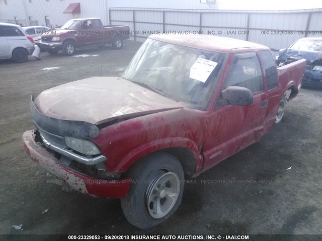 1GCCS1956Y8276157 - 2000 CHEVROLET S TRUCK S10 RED photo 2