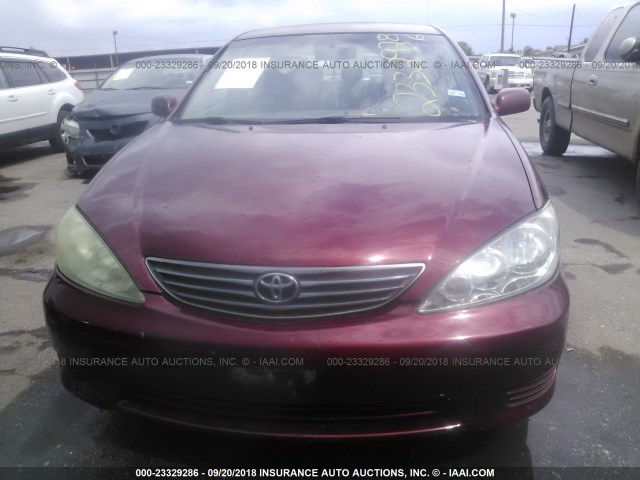 4T1BE32K95U423617 - 2005 TOYOTA CAMRY LE/XLE/SE 红色 照片 6