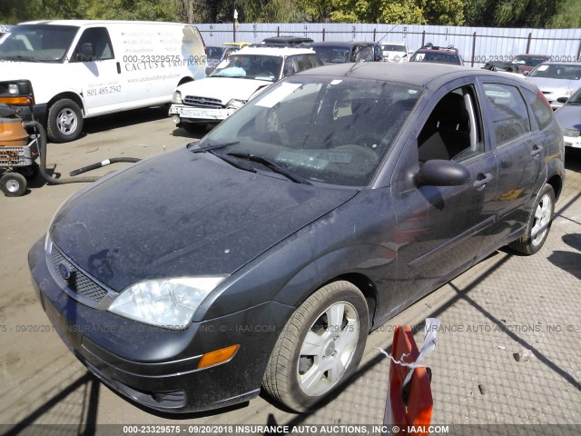 1FAFP37N37W141957 - 2007 FORD FOCUS ZX5/S/SE/SES GRAY photo 2